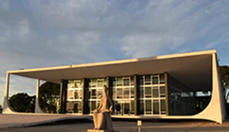 Fachada do STF na imagem publicada junto ao comunicado sobre a suspeição de Sergio Moro. Crédito confirmado nos metadados autorais da imagem.